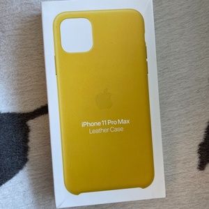 Apple Leather Case iPhone 11 Pro Max "Meyer Lemon"